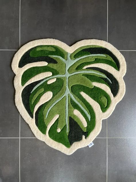 Monstera Tufted Rug, Wool Yarn Rug Wall Art, Bedroom Rug Decoration, Custom Rug Home Decore, Custom Tufted Rug Art, Unique Rug Art - Etsy Monstera Leaf Tufted Rug, Monstera Rug Tufting, Monstera Leaf Rug, Cool Rug Ideas, Rug Tufting Art, Easy Tufting Ideas, Hand Tufted Rugs Design, Small Rug Ideas, Rug Tufting Design