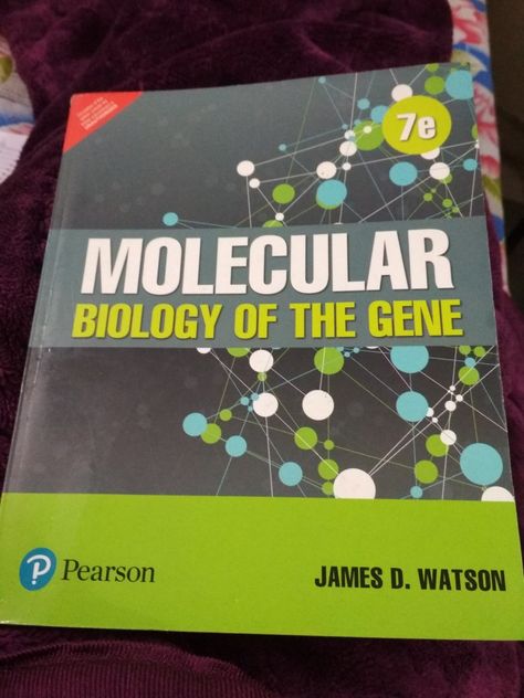 Best book of MOLECULAR BIOLOGY Best Biology Books, Biology Book Cover, Molecular Biology Aesthetic, Exam Is Coming, Science Book Cover, Textbook Cover, Biology Book, Biology Textbook, Biology Projects