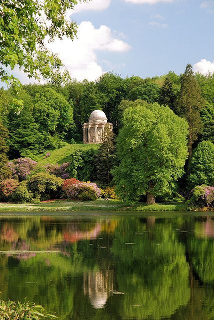 Temple Of Apollo, Taman Air, Have Inspiration, Alam Yang Indah, Nature Aesthetic, Pretty Places, Green Aesthetic, Dream Garden, Jane Austen