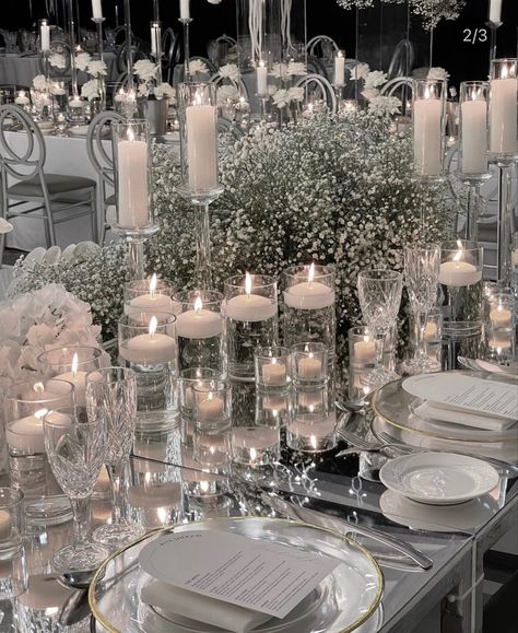 White And Crystal Wedding Decor, Wedding Table Decorations Indoor, White And Pearl Wedding Decor, Quiet Luxury Wedding Theme, All White Wedding Aesthetic, Chrome Wedding Decor, Pearl Event Decor, Silver Wedding Aesthetic, Wedding Pearls Decor