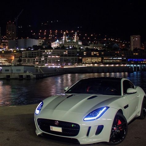 #FType At Night In #MonteCarlo - @ravez750 • #CarsWithoutLimits Jaguar F Type White, White Jaguar Car, Dream Cars Lexus, Jaguar Sport, Jaguar (cars), Cars Aesthetic, Jaguar Cars, Top Luxury Cars, Mustang Ii