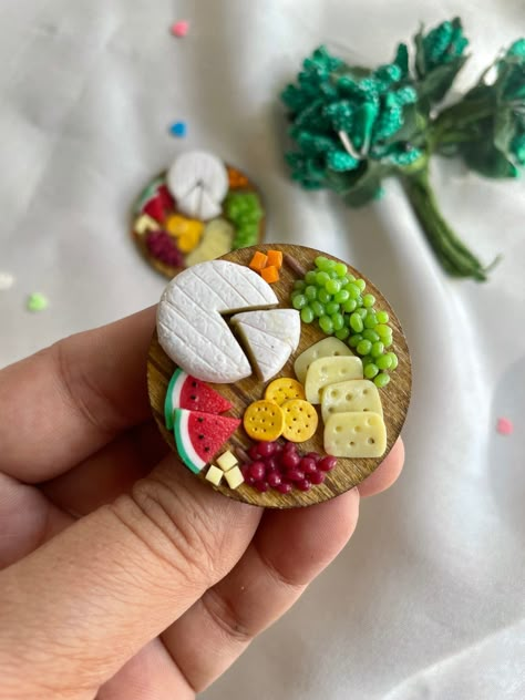 DIY Clay Fridge Magnets: Creative and Fun Craft Ideas Miniature Fridge, Polymer Clay Magnet, Miniature Dollhouse Food, Handmade Food, Food Inspired, Clay Magnets, Cheese Platter, Clay Diy Projects, Clay Crafts Air Dry