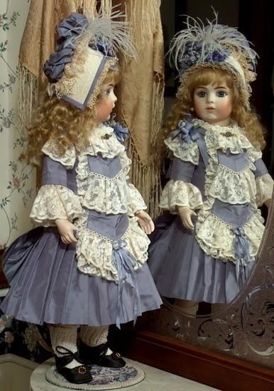 Steampunk Kids, Doll Antique, Quilts Vintage, Antique Porcelain Dolls, Antique Doll Dress, Doll Dress Patterns, Victorian Dolls, China Dolls, French Dolls