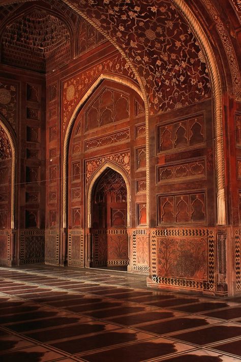 Taj Mahal | Richard Lamprecht | Flickr Tac Mahal, Eastern Architecture, Mosque Interior, Famous Interiors, Indian Lifestyle, Mughal Art Paintings, India Architecture, Persian Architecture, Ancient Indian Architecture