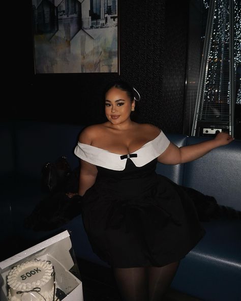 Classy coquette 90s plus size vibe Thick Classy Outfits, Elegant Dress Plus Size Classy, Plus Size Bustier Dress, Plus Size Couture Gowns, Fancy Plus Size Outfits, Plus Size Baddie Aesthetic, Birthday Dinner Outfit Classy Plus Size, Plus Size Going Out, Plus Size Fancy Outfit