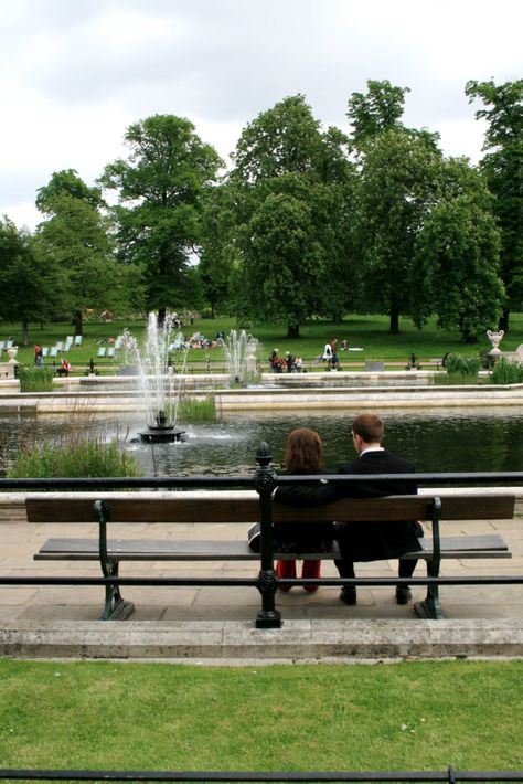 If parks have personalities Kensington Gardens, envisioned by three queens (Mary, Anne and Caroline), birthplace of another (Victoria) and… Pre Wedding Shoot Poses, Wedding Shoot Poses, London Editorial, Cormoran Strike, Uk Aesthetic, Cottage Names, November Mood, Urban Portraits, London Urban