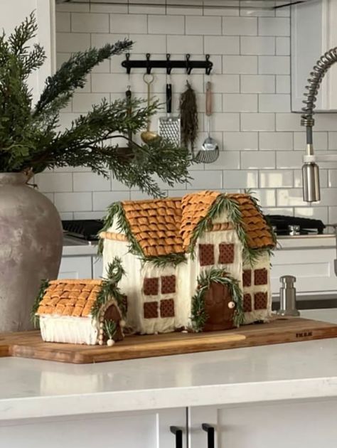 20 Creative Gingerbread House Ideas That'll Blow Your Mind! - Everything Abode Gingerbread House Neutral, Gingerbread House With Rosemary, Ginger Bread Village Ideas, Gingerbeard House Ideas, Gingerbread Cake House, Cottage Core Gingerbread House, Gingerbread House Cottage, Rustic Gingerbread House, Forest Gingerbread House