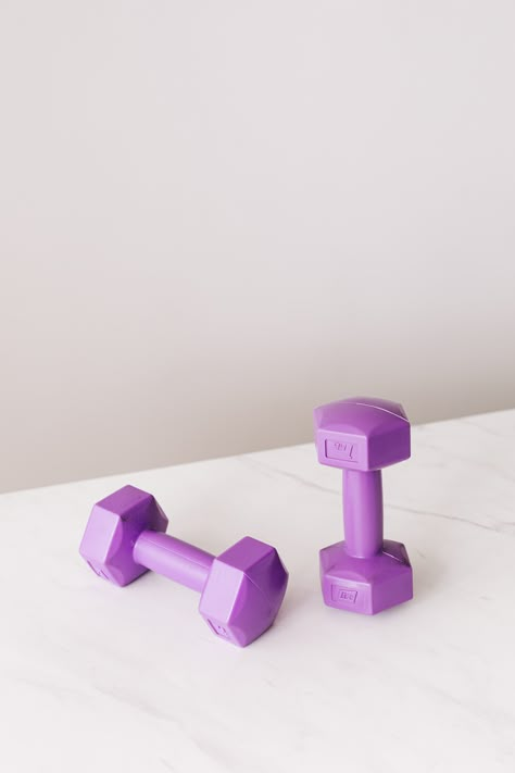 Full Body Dumbbell Workout, Full Body Workout Routine, Dumbbell Set, Popular Workouts, Certified Personal Trainer, Fabulous Fall, Weekly Workout, Foam Roller, Dumbbell Workout