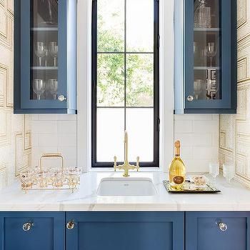 Small Window Under Upper Cabinets Design Ideas Bar In Front Of Window, Bar Under Window, Blue Kitchen Designs, Hgtv Kitchens, Backyard Garage, Dining Room Cabinet, Blue Kitchen Cabinets, Two Tone Kitchen, Kitchen Cabinet Ideas