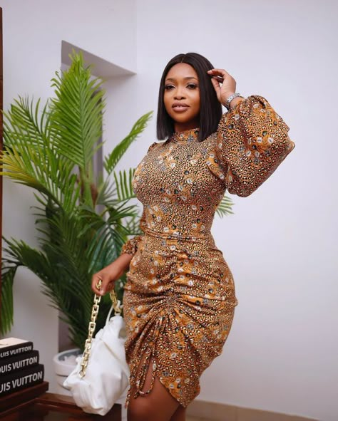 Office Gown, Ankara Dress Designs, Classy Short Dresses, African Print Clothing, Short African Dresses, Best African Dresses, Dresses African, African Print Dress Designs, African Wear Dresses