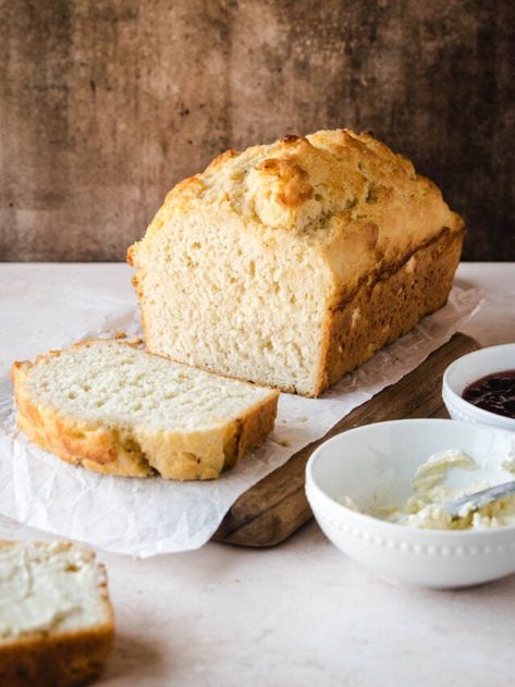 Fresh Baked Bread Recipe, Pizza Dough Pretzels, 3 Ingredient Bread, Self Rising Flour Recipes, Bread For Dinner, Event Food Ideas, Beer Bread Easy, Easy Bread Recipe, Buttermilk Bread