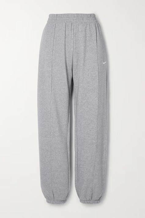 Gray Sports Pants, Fame Clothes, Grey Sweats, Sweatpants Outfit, Nike Sweatpants, Yourself Quotes, Grey Sweatpants, Shorts Casual, Jogging Pants