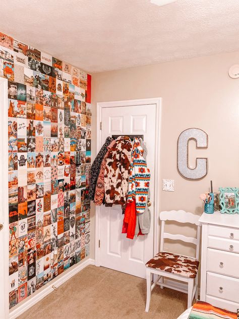 Jean Wall, Western Wall Ideas, Country Teen Bedroom Ideas, Cow Room Ideas, Western Teen Bedroom, Western Room Ideas, Cowgirl Bedroom, Western Bedrooms, Country Bedroom Decor