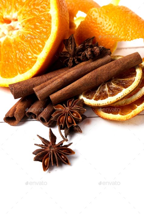 Cinnamon Aesthetic, Package Illustration, Orange And Cinnamon, Cinnamon Orange, Cinnamon Tea, Candles Photography, Fruit Photography, Orange Spice, Chocolate Cinnamon