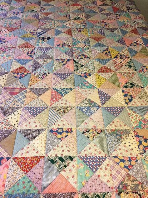 Vintage Quilt Patterns 1930, Vintage Quilts 1930s, 30s Quilts, Antique Quilts Patterns, Reproduction Quilts, Half Square Triangle Quilts Pattern, Feedsack Quilt, Triangle Quilt Pattern, Vintage Quilts Patterns