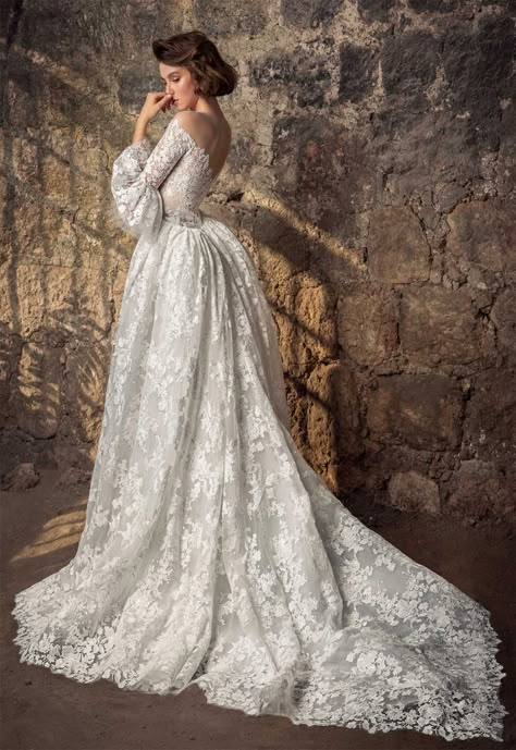 Victorian Wedding Dress Aesthetic, Victorian Inspired Wedding Dress, Wedding Dresses Victorian, Victorian Wedding Gown, Enchanted Dresses, Victorian Style Wedding Dress, Bell Sleeve Wedding Dress, Dresses Victorian, Pnina Tornai Wedding Dress