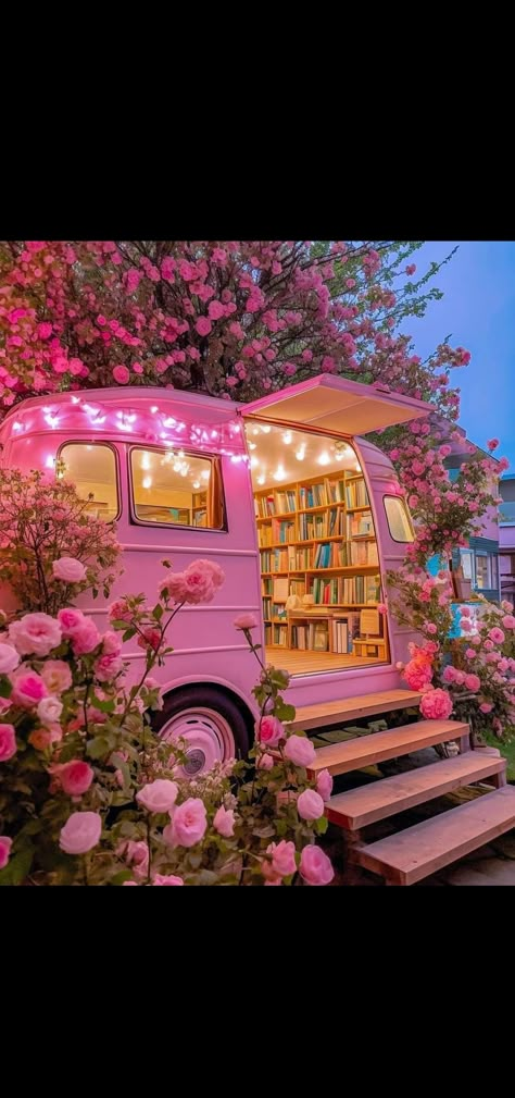 Shed Interior Ideas, She Shed Interior Ideas, She Shed Interior, Pink Bus, She Shed Ideas, Shed Garden, Shed Interior, Babe Cave, Shed Ideas