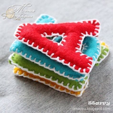 How To Make Letters, Felt Letters, Felt Ideas, Felt Food, Felt Patterns, Felt Craft, Felt Christmas Ornaments, Felt Projects, Quiet Books