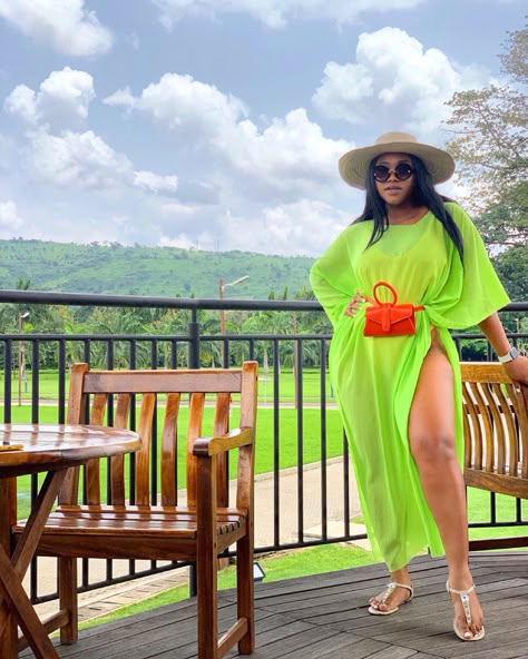 Mary Edoro: What To Pack For A Summer Escape To Ghana | BN Style Corporate Dresses, Beach Outfit For Women, Pool Pictures, Vacation Fits, Cute Vacation Outfits, Preggo Fashion, Summer Escape, African Clothing For Men, Swimsuits Outfits