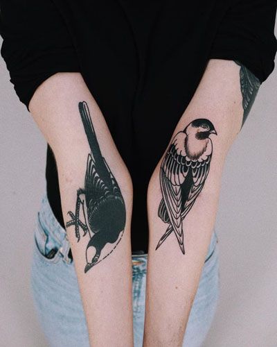 Tattoo Cover Ups, Bird Tattoos For Women, Tattoo Band, 16 Tattoo, Black Bird Tattoo, Tattoo Bird, Stomach Tattoos, Bird Tattoo, Tattoo Cover