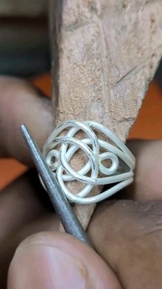 Silver Ring Making, Copper Jewelry Tutorial, Enameling Jewelry, Silversmithing Jewelry, Metal Jewelry Making, Jewellery Design Sketches, Copper Jewelry Handmade, Wire Jewelry Tutorial, Metalsmithing Jewelry