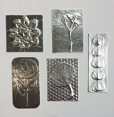 Tin Foil Crafts, Foil Crafts, Aluminum Foil Crafts, Tin Foil Art, Metal Embossing Art, Embossing Art, Aluminum Foil Art, Aluminum Can Crafts, Glue Art