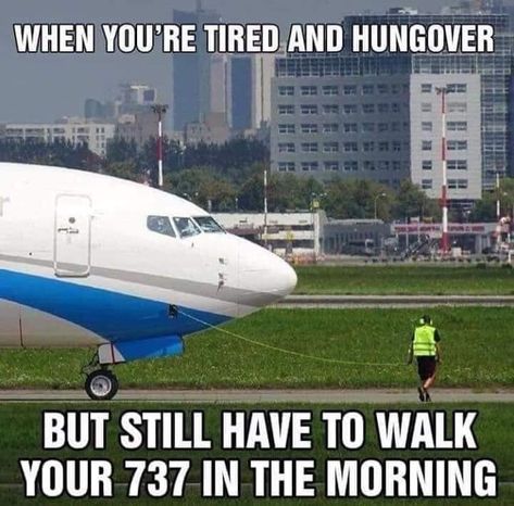 Funny Airplane Pictures, Airplane Jokes, Airplane Meme, Plane Memes, Pilot Humor, Airplane Humor, Pilot Quotes, Aviation Quotes, Morning Pic