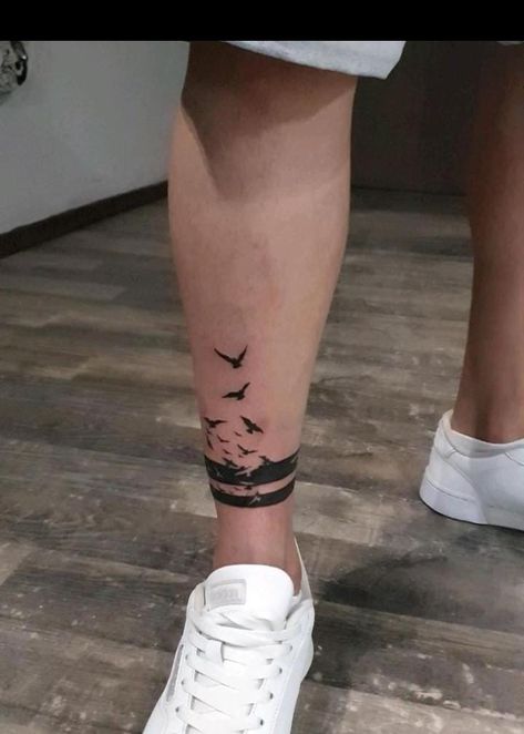 Simple Leg Tattoos, Leg Band Tattoos, Tatuagem Masculina Pequena, Tato Minimal, Simple Tattoos For Guys, Forearm Band Tattoos, Band Tattoo Designs, Wrist Tattoos For Guys, Back Tattoos For Guys