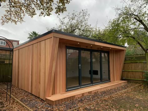 6m x 4m Insulated garden room by Hargreaves Garden Spaces-8 She Shed Gym, Exterior Cladding Options, Shed Gym, Garden Office Ideas, Garden Summer House, Gym Shed, Contemporary Garden Rooms, Garden Cabin, Insulated Garden Room