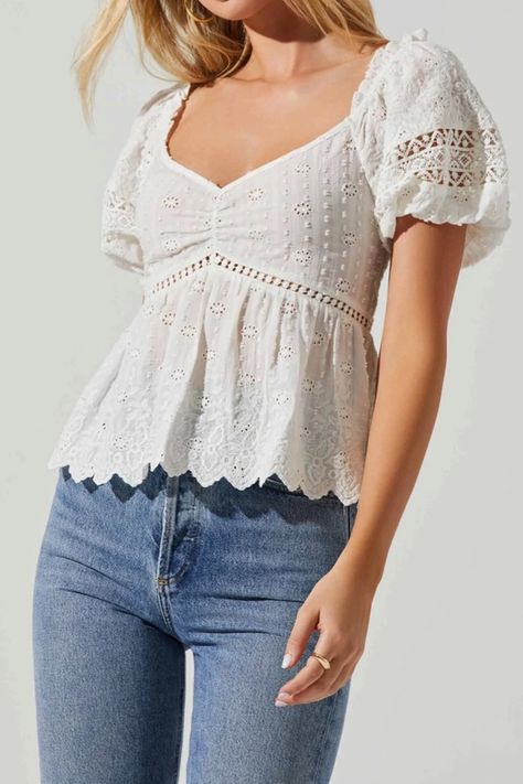 All Posts • Instagram Cute White Tops, Summer Wishlist, Feminine Top, Cute Blouses, Peplum Hem, Flowy Tops, Puff Sleeve Top, Senior Pics, Summer Fits