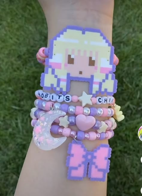 Kandy Ideas Rave, Perler Kandi Bracelet, Cute Kandi Bracelets, Gloomy Bear Kandi, Kawaii Perler Beads, Pastel Kandi, Kandi Charms, Kawaii Kandi, Bracelets Kandi