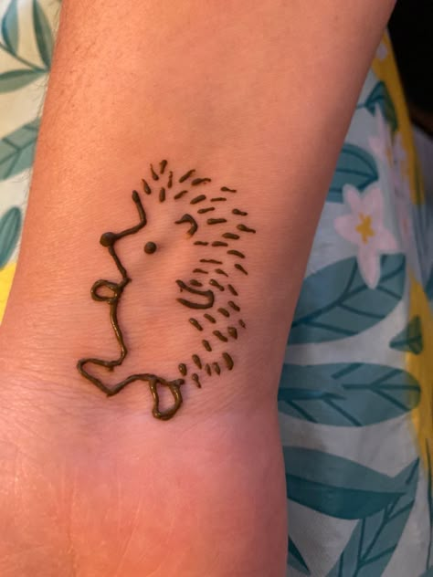 Animal Henna Designs, Henna Motive, Hanna Tattoo, Small Henna Tattoos, Small Henna Designs, Tattoo Designs Henna, Henne Tattoo, Henna Tattoo Ideas, Cute Henna Designs