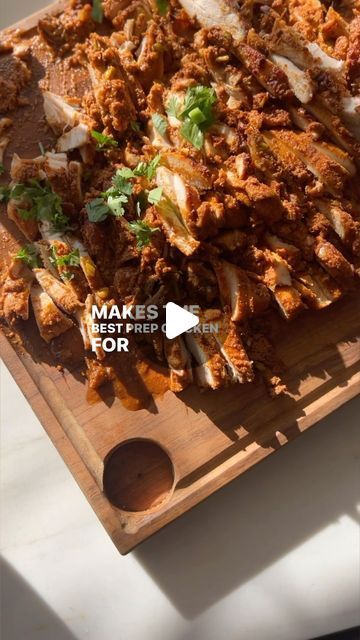 Lillie Biesinger on Instagram: "Next week’s meal plan is live! And we’re prepping these stacked Mexican chicken thighs. This has been a FAVORITE new method for me ever since I saw it on @shredhappens. It’s so easy and makes the best prepped chicken. Someone is constantly snacking on cold bites right out of the fridge, so maybe hide yours if you want enough for all three bulk-protein meals!
.
Sharing the recipe here as well. 😘 Just remember when you use it in the meal plan, you can set it to as many servings as you want for each day. So you’ll make a huge batch on night-one to repurpose for a couple of meals, and the meal plan will do all the calculations for you!👍🏼
.
These stay so tasty and juicy, and reheat so great in a hot skillet quickly right before dinner. And so easy!👏🏼
.
Stack Lillie Biesinger, Mexican Chicken Thighs, Bake Chicken, Freezer Meal Prep, Healthy Fitness Meals, Tacos Burritos, Chicken Kebabs, Boneless Skinless Chicken Thighs, Mexican Chicken