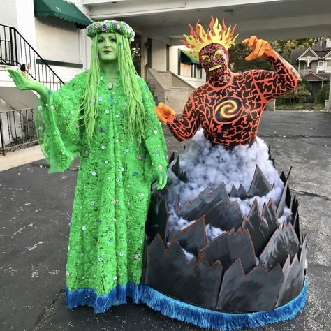 Te Fiti Te Ka costume Moana diy Halloween Moana Teka Costume Diy, Tefiti And Teka Moana, Moana Characters Costume, Te Ka Costume Diy, Moana Group Costume, Ta Ka Moana, Moana Float Parade, Moana Jr Musical Costumes, Moana Jr Props