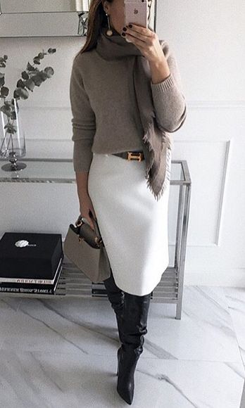 Question: Can a winter white longer skirt work for fall? (after Labor Day?) | PurseForum Business Meeting Outfit, Meeting Outfit, White Pencil Skirt, Grey Kitten, White Pencil, Inspiration Instagram, Elegante Casual, Business Outfit, Skirt Outfit