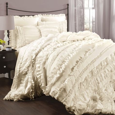 Ivory Comforter, Ruffle Comforter, Muebles Shabby Chic, Interior Design Minimalist, Smart Tiles, Lush Decor, White Comforter, Ruffle Bedding, Shabby Chic Bedrooms