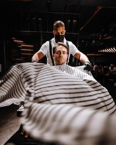 Professional Barber Photos, Barbershop Instagram Feed, Barbershop Photoshoot Ideas, Barber Shop Photoshoot, Barber Instagram Ideas, Barber Portrait, Barber Photoshoot Ideas, Barber Shop Photography, Barbershop Branding