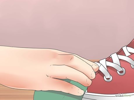 Clean Converse Shoes, Clean Converse, Colored Converse, Cleaning Methods, Black White Pink, Classic Sneakers, Converse Shoes, Home Remedies, Pink Yellow