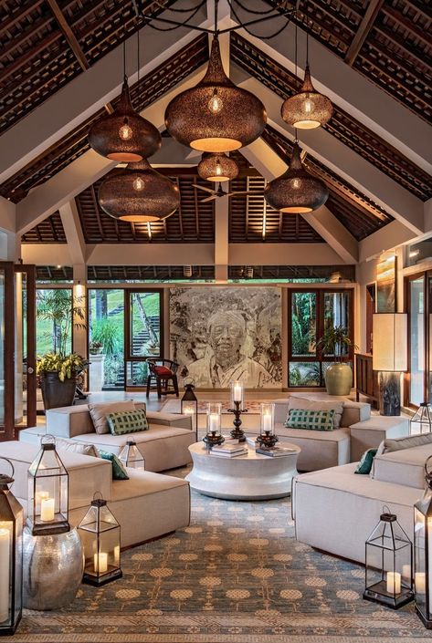 Luxury Resort Interior, Historic Apartment, Balinese Interior, Bali Interiors, Resort Interior Design, Tropical Interiors, Hawaii House, Resort Interior, Hotel Lobby Design