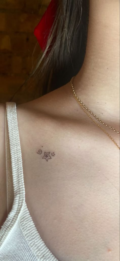 Small Swirl Tattoo, Celestial Stick And Poke, Star Tattoos Dainty, Line Art Star Tattoo, Small Tattoo Stick And Poke, Hand And Poke Tattoo, Bubble Star Tattoo, Swirl Stick And Poke, Aesthetic Dainty Tattoos