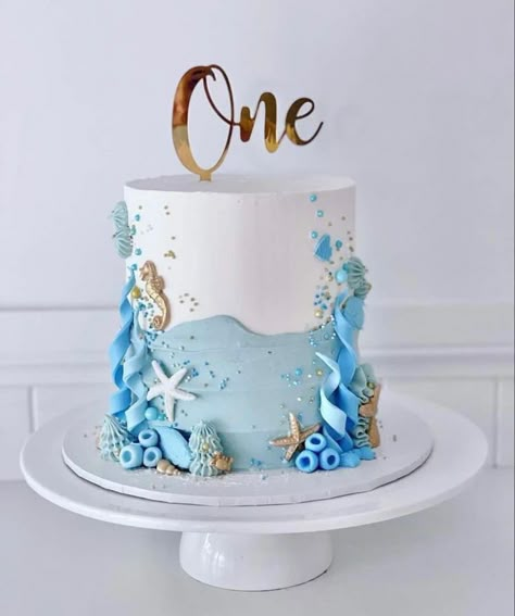 1st Birthday Cake Beach Theme, Ocean Theme Bday Cake, Beach First Birthday Cake, Ocean Birthday Cake Beach Themes, Sea First Birthday, Ocean First Birthday Cake, Sea Theme Cake Ocean, Ocean Birthday Party Cake, Sea Cake Ideas Birthday