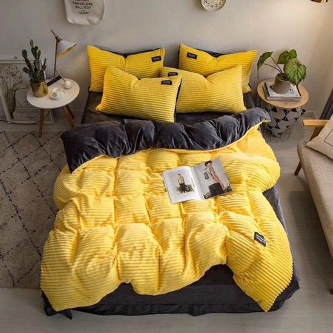 Crystal Velvet Coral Fleece Bedding Sets Solid Color Wavy Stripes Thi – FancyMerry Bedroom Ideas Attic, Boxer Breifs, Velvet Duvet Cover, Double Bedding Sets, Cama Queen Size, Flannel Duvet Cover, Velvet Bedding Sets, Velvet Duvet, Flannel Bedding