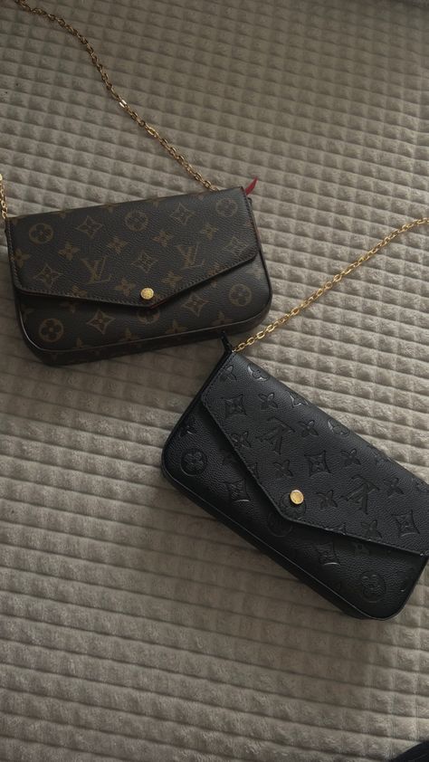 Cute Louis Vuitton Bags, Louis Vuitton Handbags Aesthetic, Lious Vuitton Bag, Luis Vitton Hand Bag, Louis Vuitton Bag Aesthetic, Lv Bags Aesthetic, Lv Purse Aesthetic, Mini Pouchette Lv, Lv Cite Bag