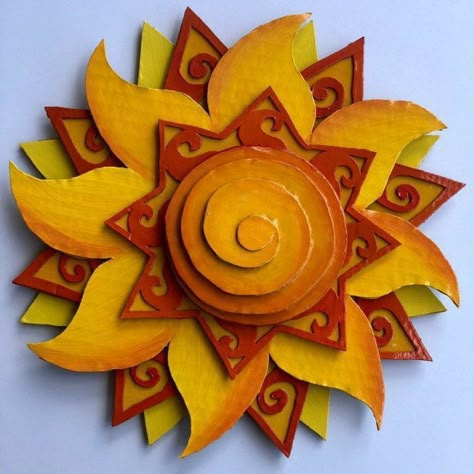 Cardboard Art Projects, Sun Wall Hanging, Painted Sun, Sun Decor, Sunshine Art, Sun Wall Art, On A Break, Bright Sunshine, Cardboard Sculpture