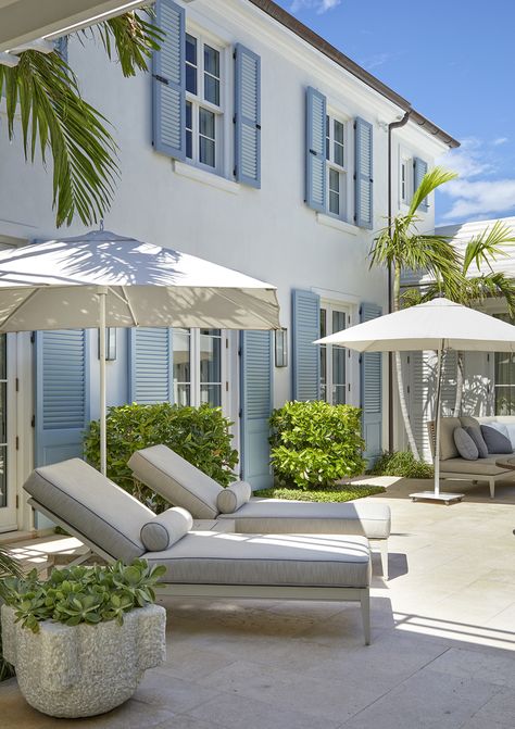 Coastal Villa Exterior, Beach House Bungalow Exterior, Palm Beach House Decor, Beach Exterior House, Blue And White Beach House Exterior, Traditional Beach House Exterior, European Beach House Exterior, Palm Beach House Exterior, Palm Beach Home Decor