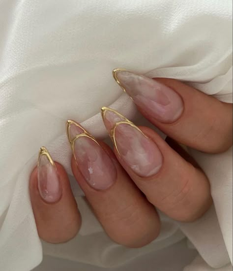 Nail Jelly, Gold Nail Designs, Almond Shape Nails, Classy Acrylic Nails, Color Nails, Shiny Nails, Luxury Nails, Fire Nails, Classy Nails