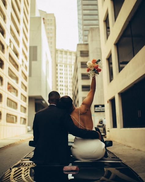 Engagement Photo Shoot Poses, Genesis 2, Engagement Pictures Poses, Wedding Picture Poses, Couples Engagement Photos, Black Couple, Washington Wedding, Black Love Couples, Couple Photoshoot Poses