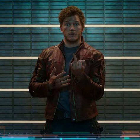 star-lord || guardians of the galaxy //Pinterest & Tumblr: aloraphernelia// Peter Quill, Marvel Photo, Marvel Posters, Marvel Avengers Movies, Marvel Avengers Funny, Marvel Films, Man Thing Marvel, Chris Pratt, Avengers Movies