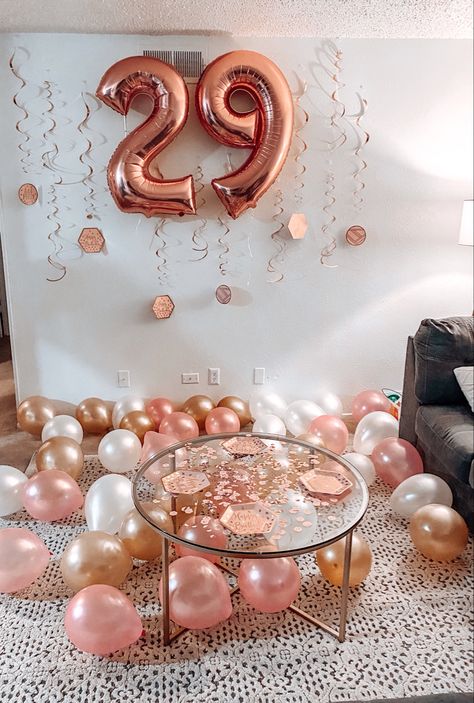 29th Birthday Celebration. 29th Birthday Balloons, Mini Decorations Birthday, 29th Birthday Wallpaper, Birthday Party 29 Women, 29 Theme Birthday, Birthday 29 Years Pictures, Birthday Celebration Photos, 29 Birthday Decorations, Ideas For 29th Birthday For Her