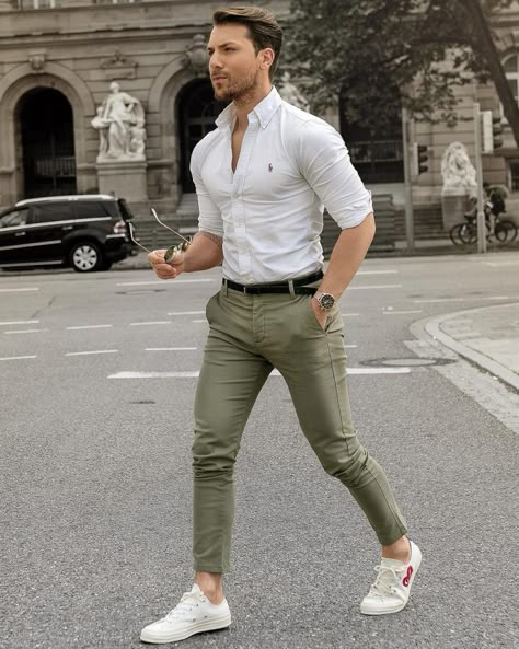 White Shirt Outfit Ideas for Men #men #outfits #UrbanMenOutfits #menfashion Shirt And Pants Combinations For Men, Olive Green Pants Outfit, Green Pants Outfit, Green Dress Pants, White Shirt Outfits, Shirt Outfit Men, Pants Outfit Men, Formal Men Outfit, Olive Green Pants